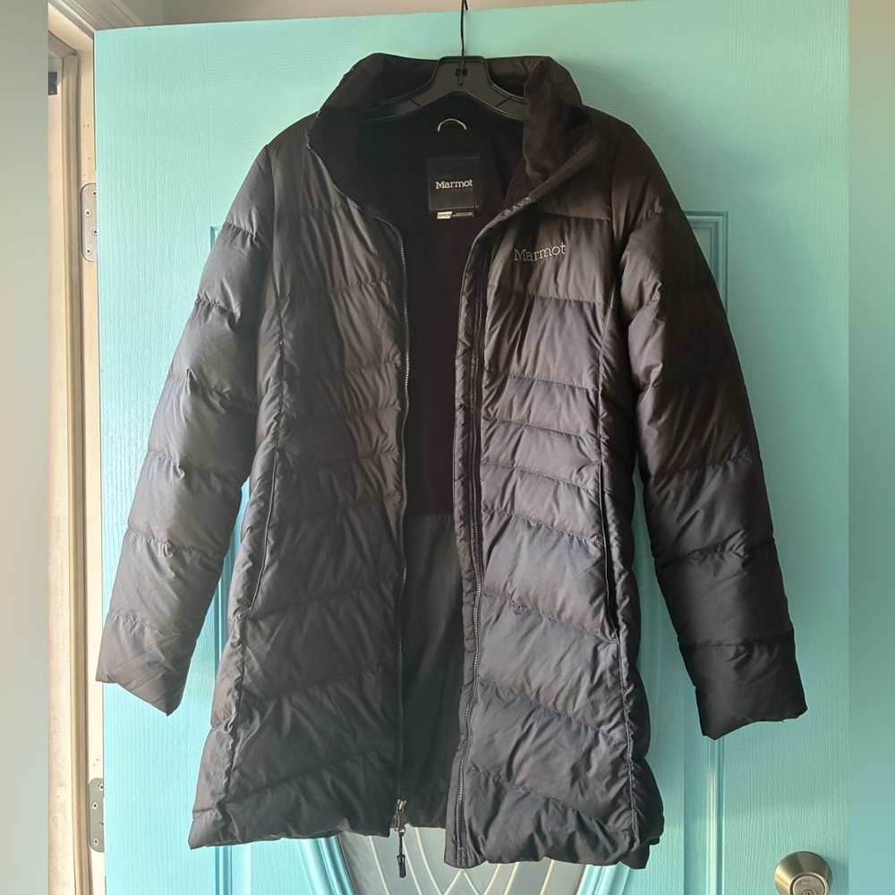 Marmot Black puffer coat
